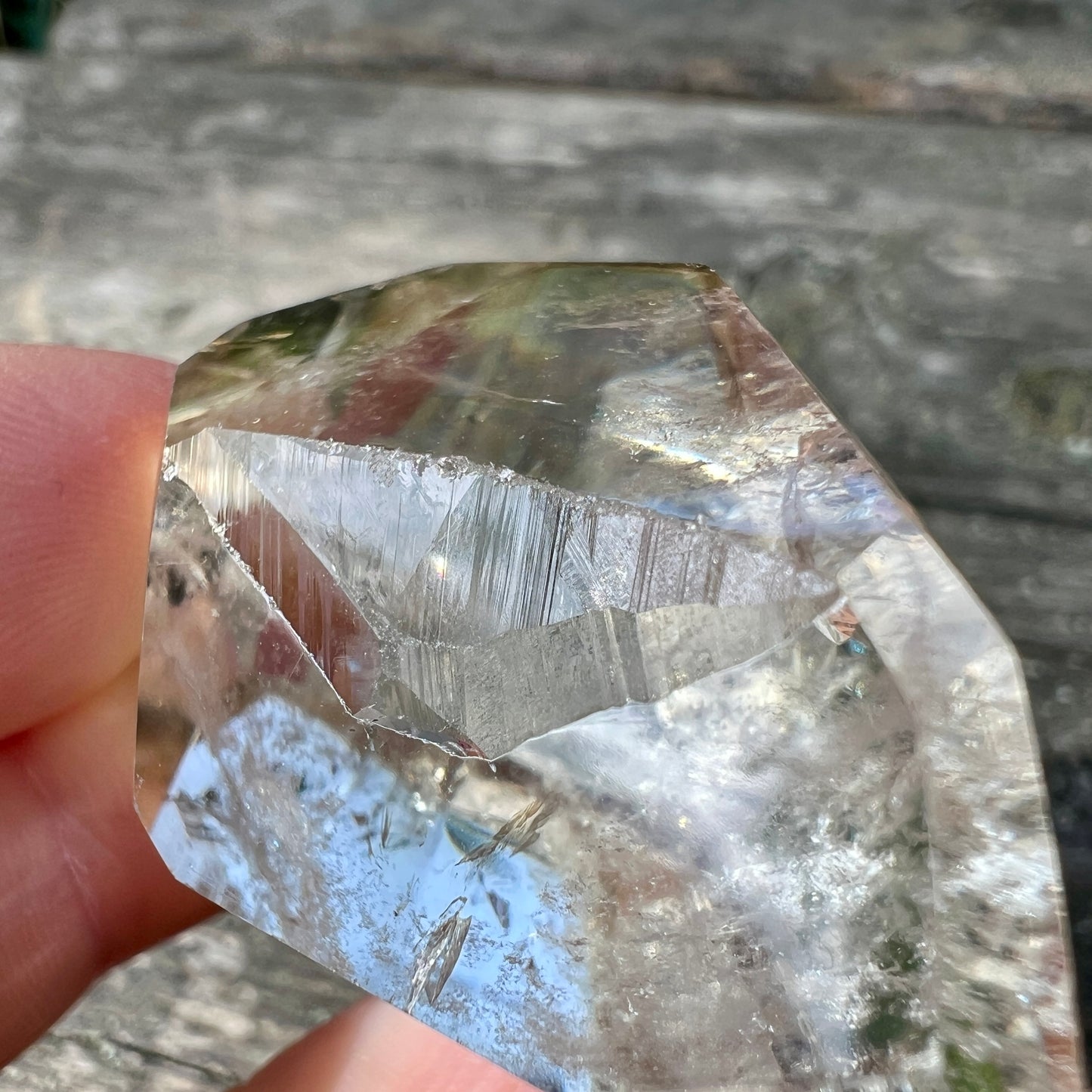 Echter Naturcitrin facettiert – Lichtstein mit Vertiefung | Happy Minerals