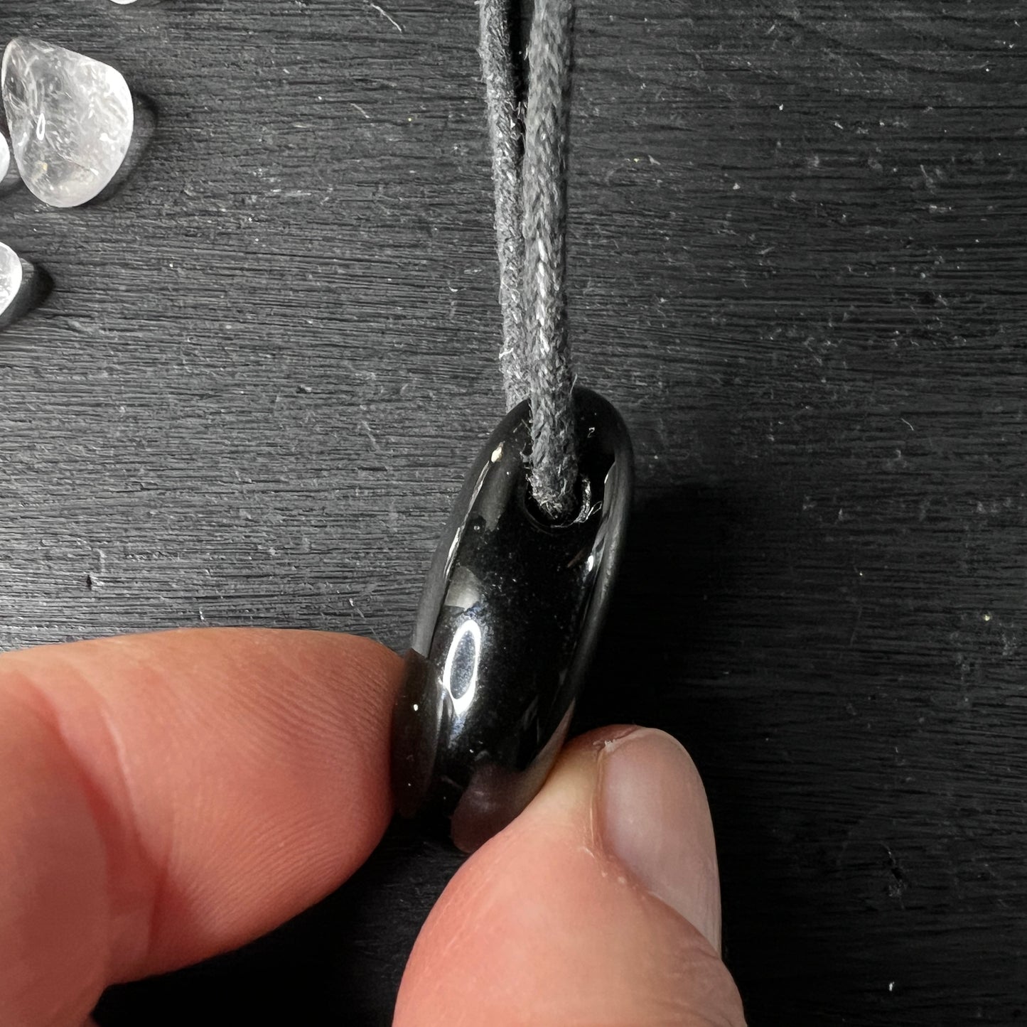 Goldobsidian, Seitenansicht