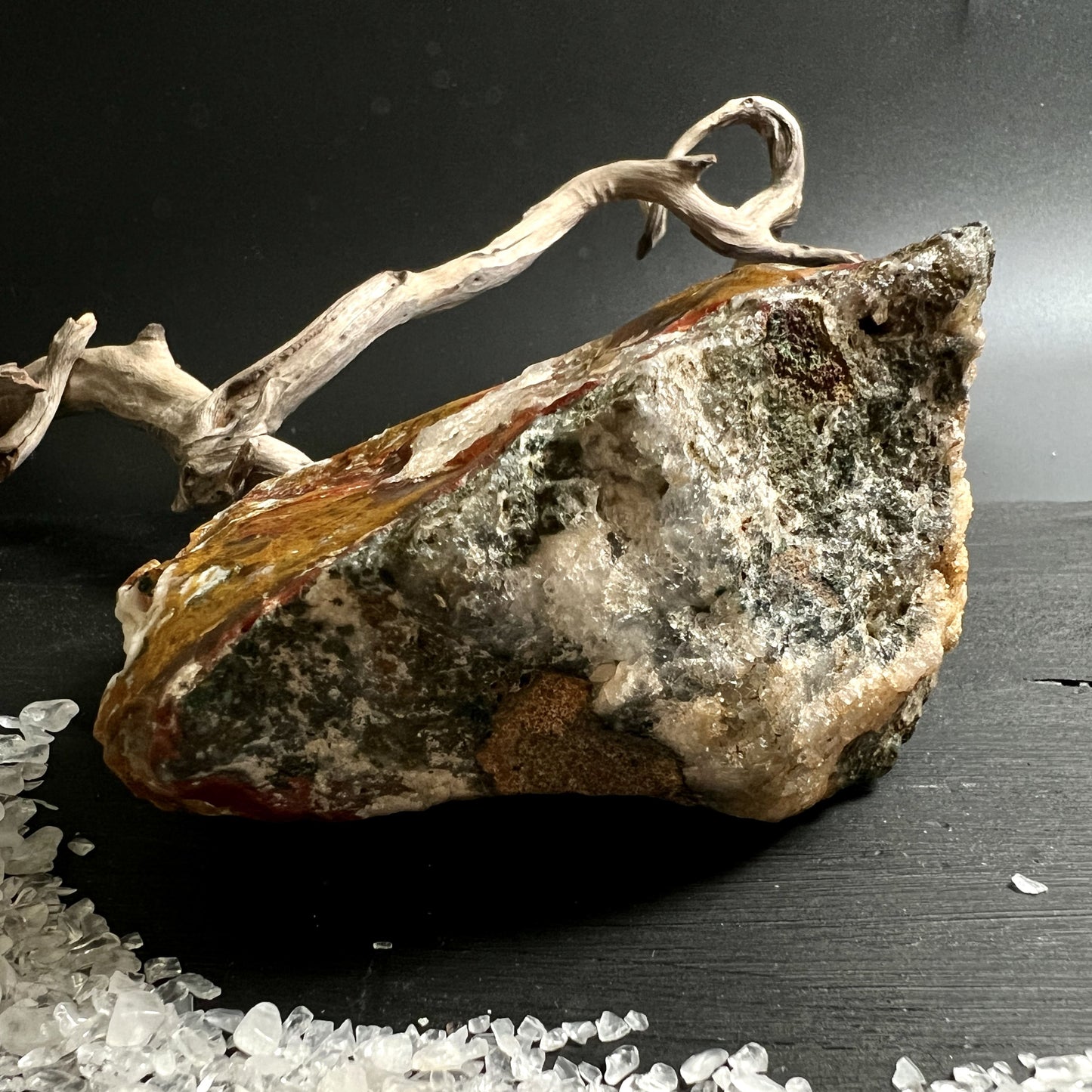 Heliotrop Rohstein, seitlich | Brasilien | 545g | Happy Minerals