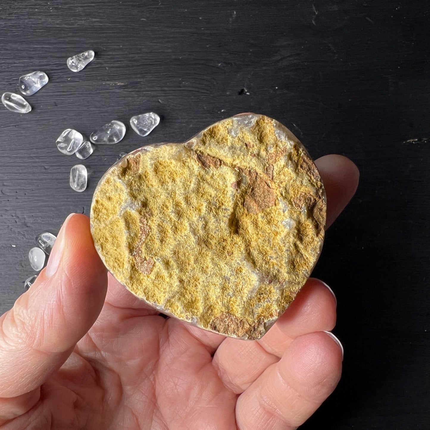 Pink Amethyst Herz aus Uruguay, Unterseite | Happy Minerals