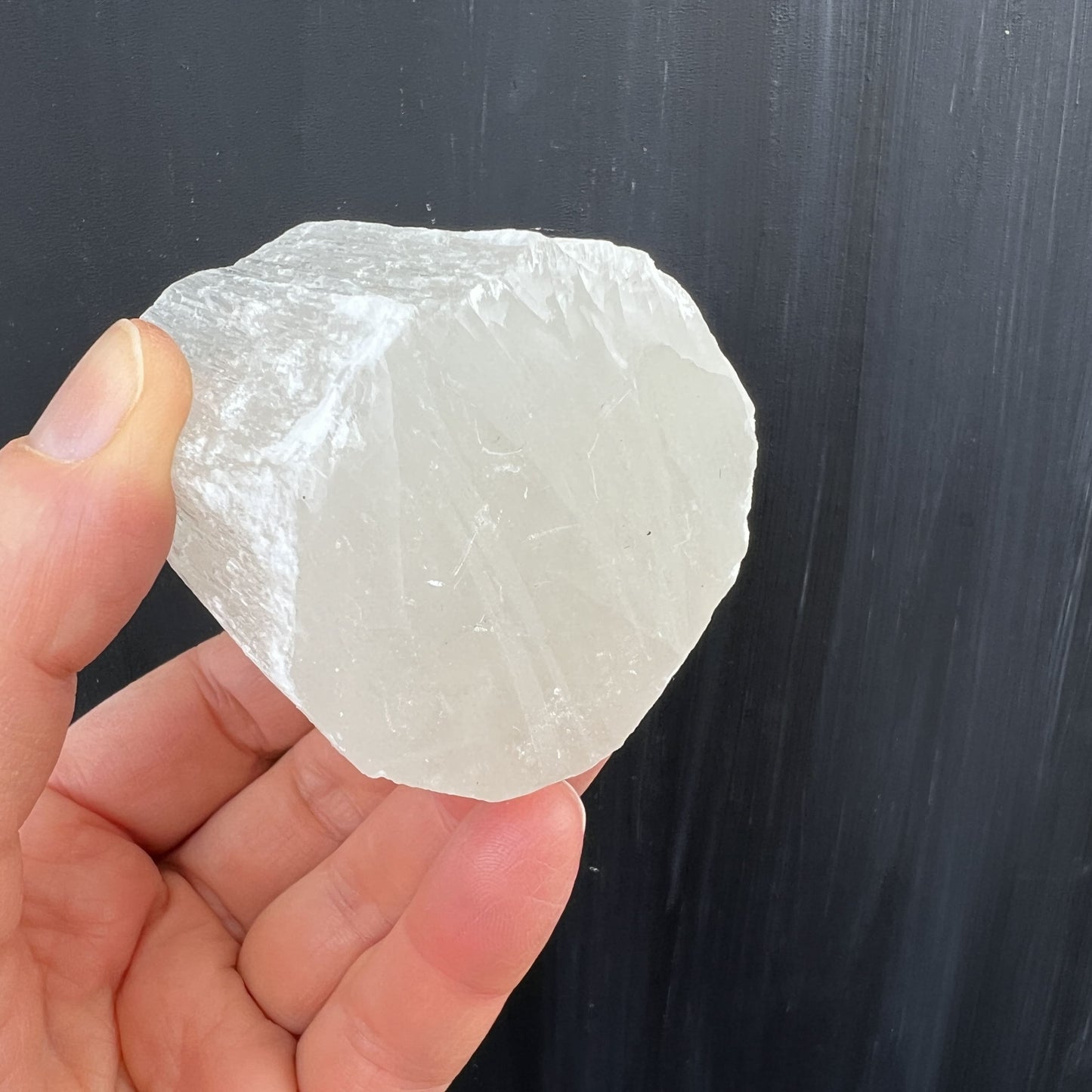 Selenit Turm 10cm von unten| Happy Minerals