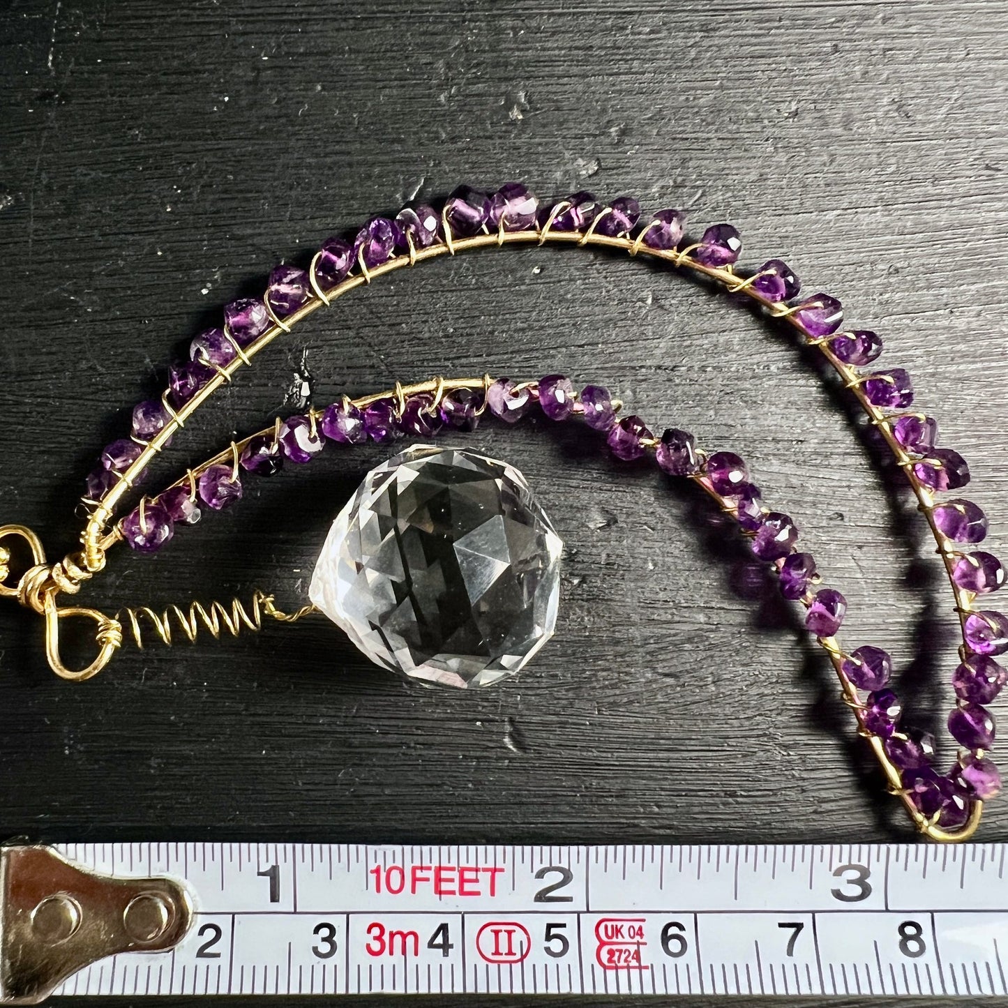 Präzise facettierter Amethyst | Messing Handarbeit | Lineal Größenvergleich | Brasilien | Happy Minerals