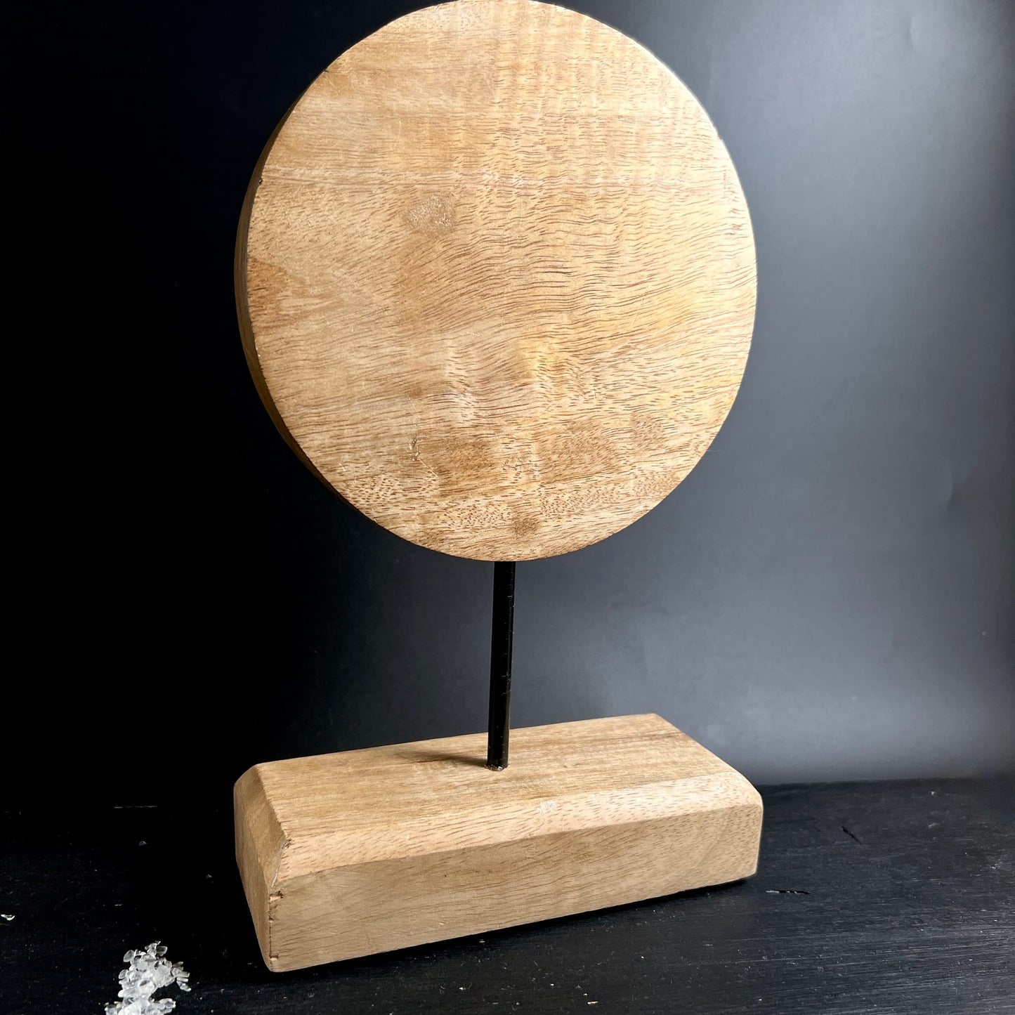 Rückseite Mondphasen Mangoholz | naturbelassene Holzmaserung | schlicht & edel | Happy Minerals