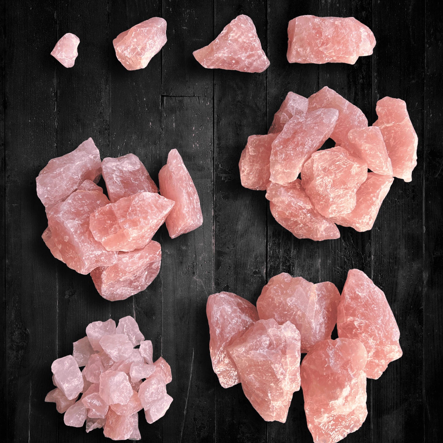 Intensive rosa Kristalle aus Brasilien – Rosenquarz Rohstücke für Dekoration | Happy Minerals