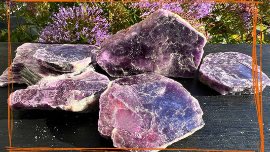 Alles über Lepidolith | Blogbeitrag | Happy Minerals