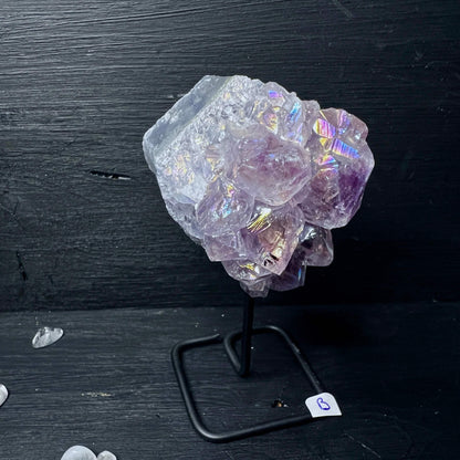 Angel Aura Amethyst auf Metallständer - B Vollbild