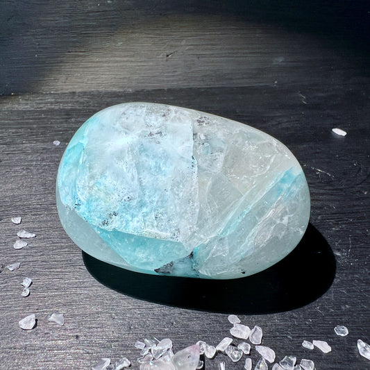 Chrysokoll Quarz Handschmeichler | Happy Minerals