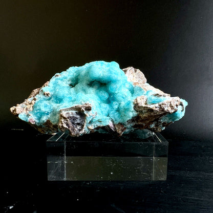 Hemimorphit Kristall Sammlerstück mit intensiv blauer Farbe auf Acrylsockel, perfekt für Dekoration | Happy Minerals