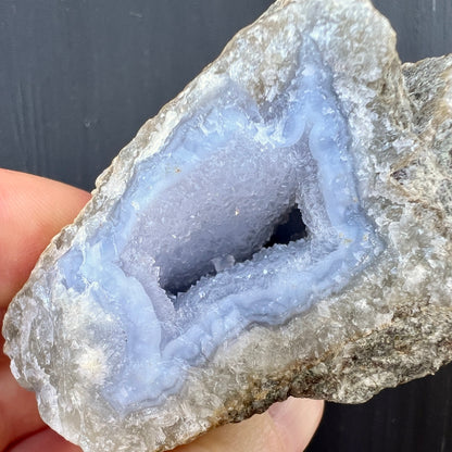 Blauer Chalcedon Rohstein 202g