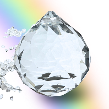 Nahaufnahme eines facettierten Regenbogenkristalls mit Reflexion | Happy Minerals