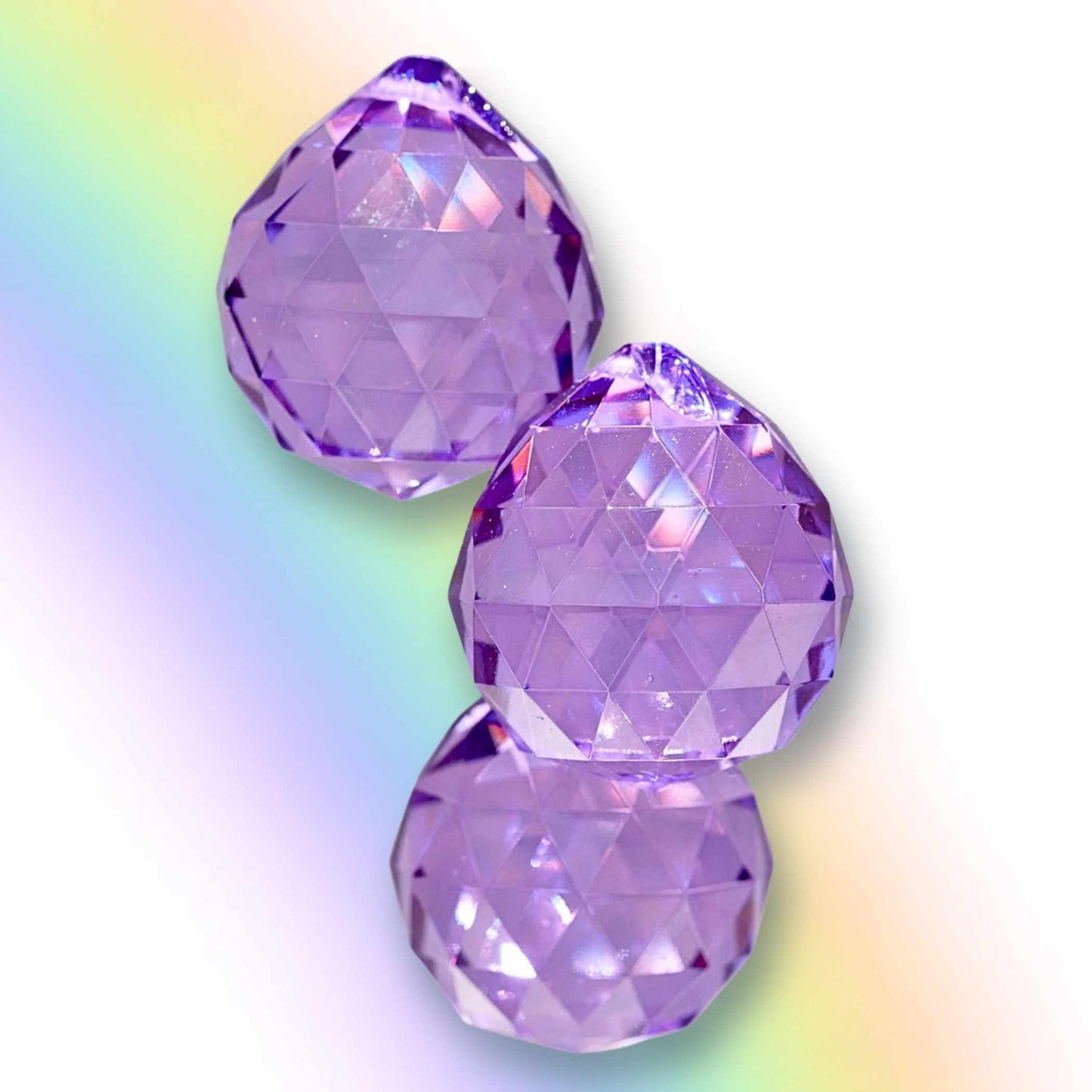 Feng Shui Kugel Lila zur Harmonisierung im Yoga- oder Meditationsraum | Happy Minerals