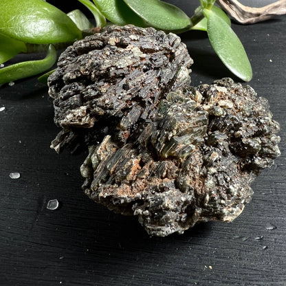 Grüner Muscovit Makro Glimmerglanz | feine Kristallschichten silbergrün schimmernd | Happy Minerals