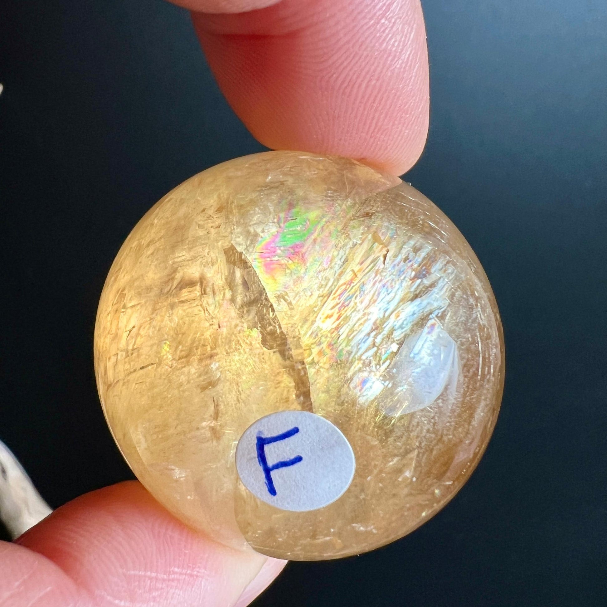 Optischer Calcit "F" ca. 40mm gelber Calcit, klar | Happy Minerals