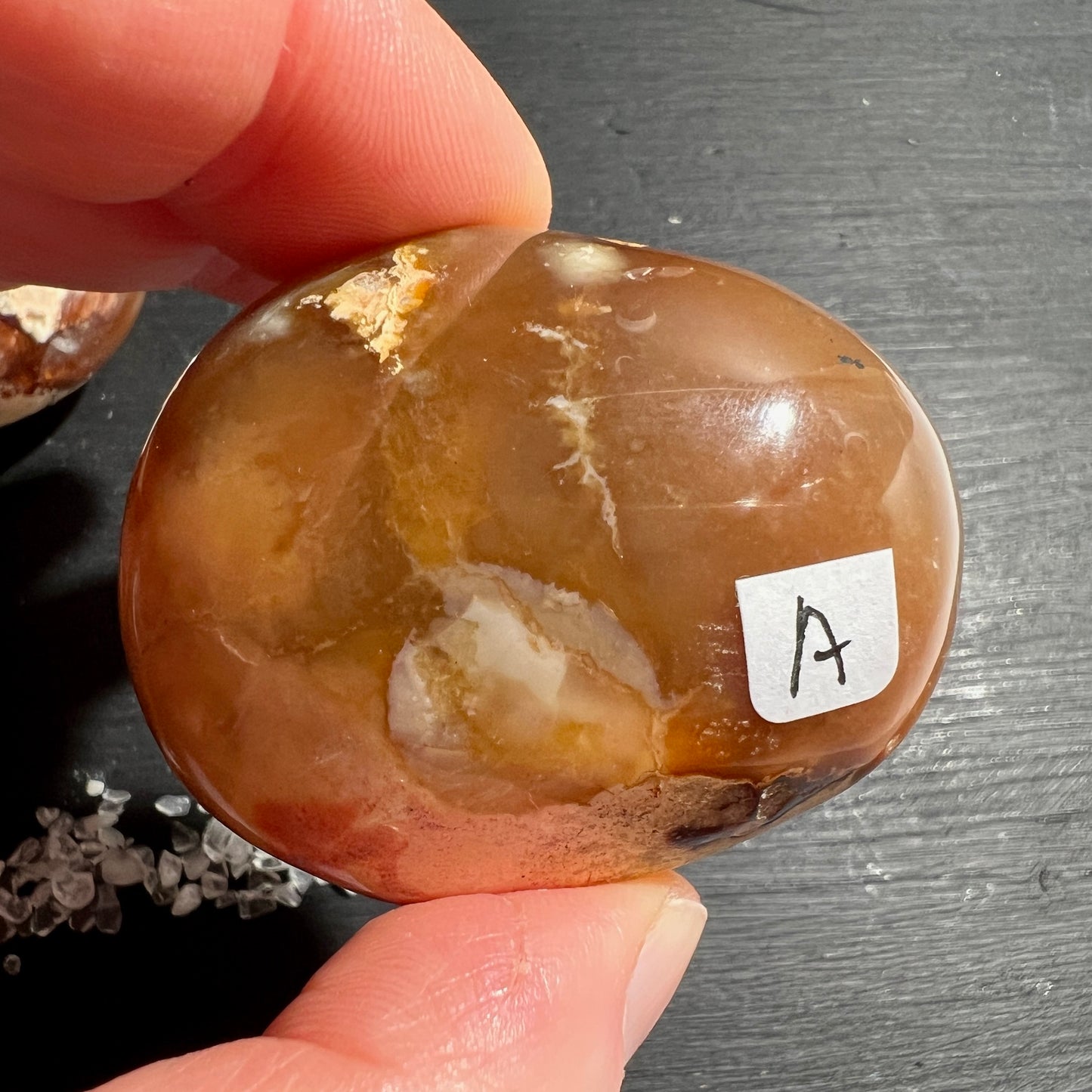 Orange Karneol / Sardonyx aus Madagaskar – Sardonyx A|  Happy Minerals