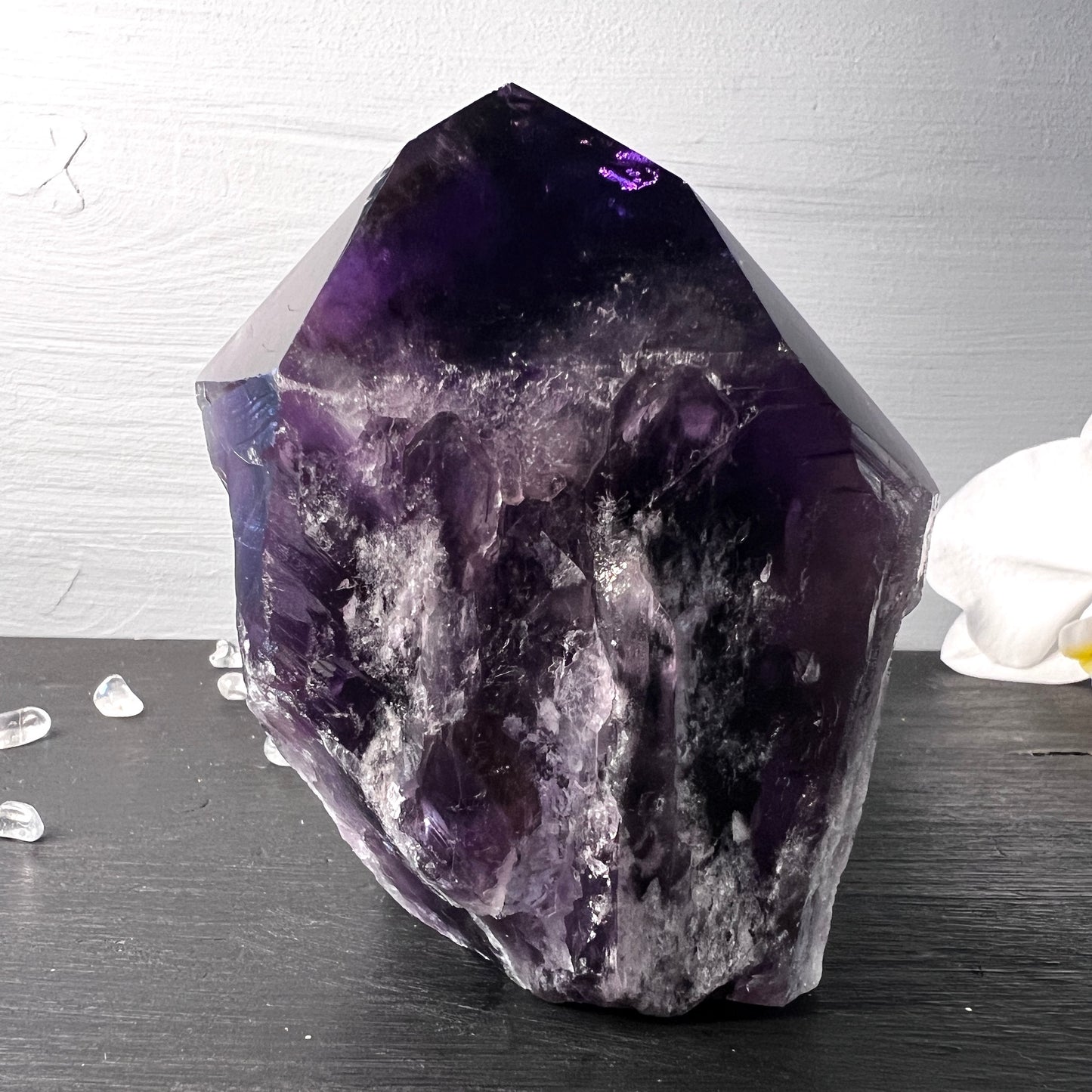 Phantom Amethyst, Bahia Amethyst mit Elestial vorne | Happy Minerals
