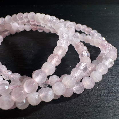 Rosenquarz Armband – Facettiert, 4mm, ca. 19cm. | Happy Minerals
