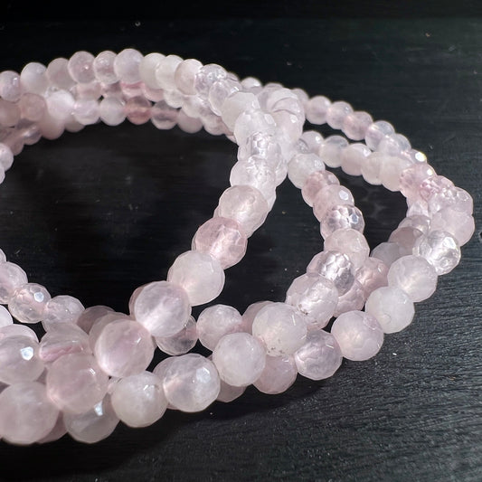 Rosenquarz Armband – Facettiert, 4mm, ca. 19cm. | Happy Minerals