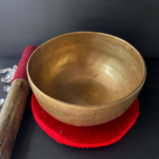 Shamadi Klangschale 13cm Set mit Klöppel und Kissen.