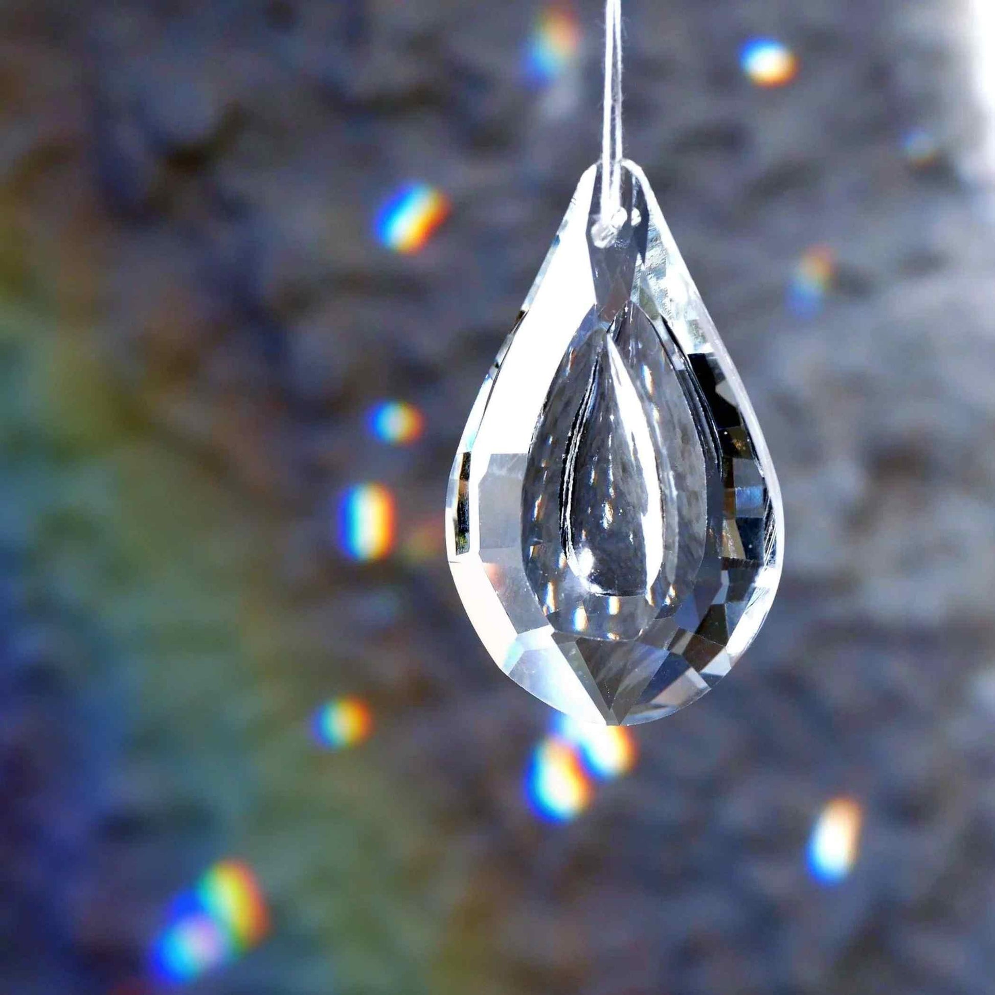 Sonnenfaenger-Glaskristall-Pfauenauge-45mm-Suncatcher-Fensterdeko-K9-Kristallglas-5-happy-minerals