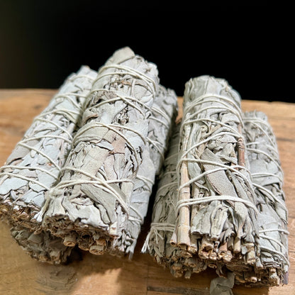 Weißer Salbei Smudge zur Reinigung von Kristallen| White Sage | Happy Minerals
