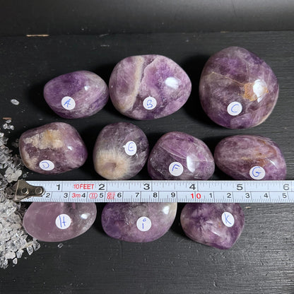 Amethyst/ dream amethyst aus Madagaskar | Ansicht 1 | Happy Minerals