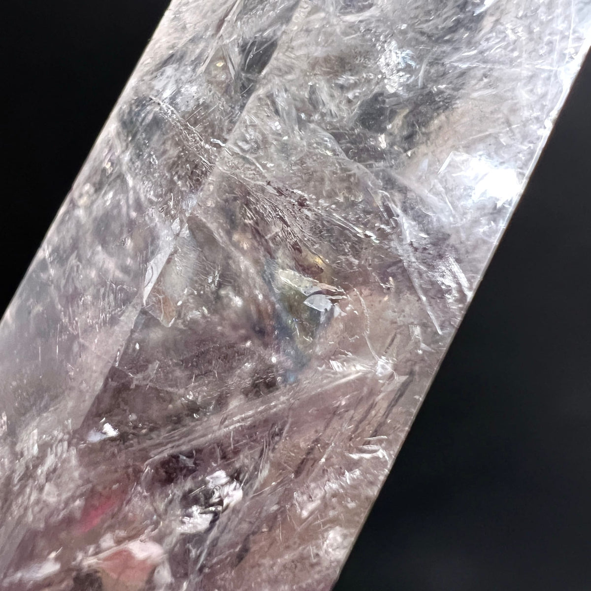 Amethyst Phantom | innere Strukturen | schleierartige Einschlüsse | Kristalltextur | Happy Minerals