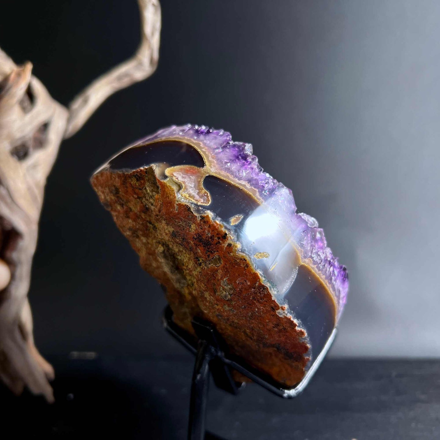 Amethyst Mond aus Uruguay als Schutzstein gegen schlechte Träume | Happy Minerals