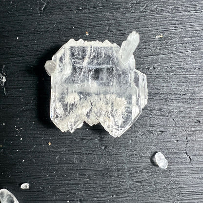 Bergkristall Fadenquarz | Beluchistan | transparenter Rohstein | Holzmaserung | Happy Minerals
