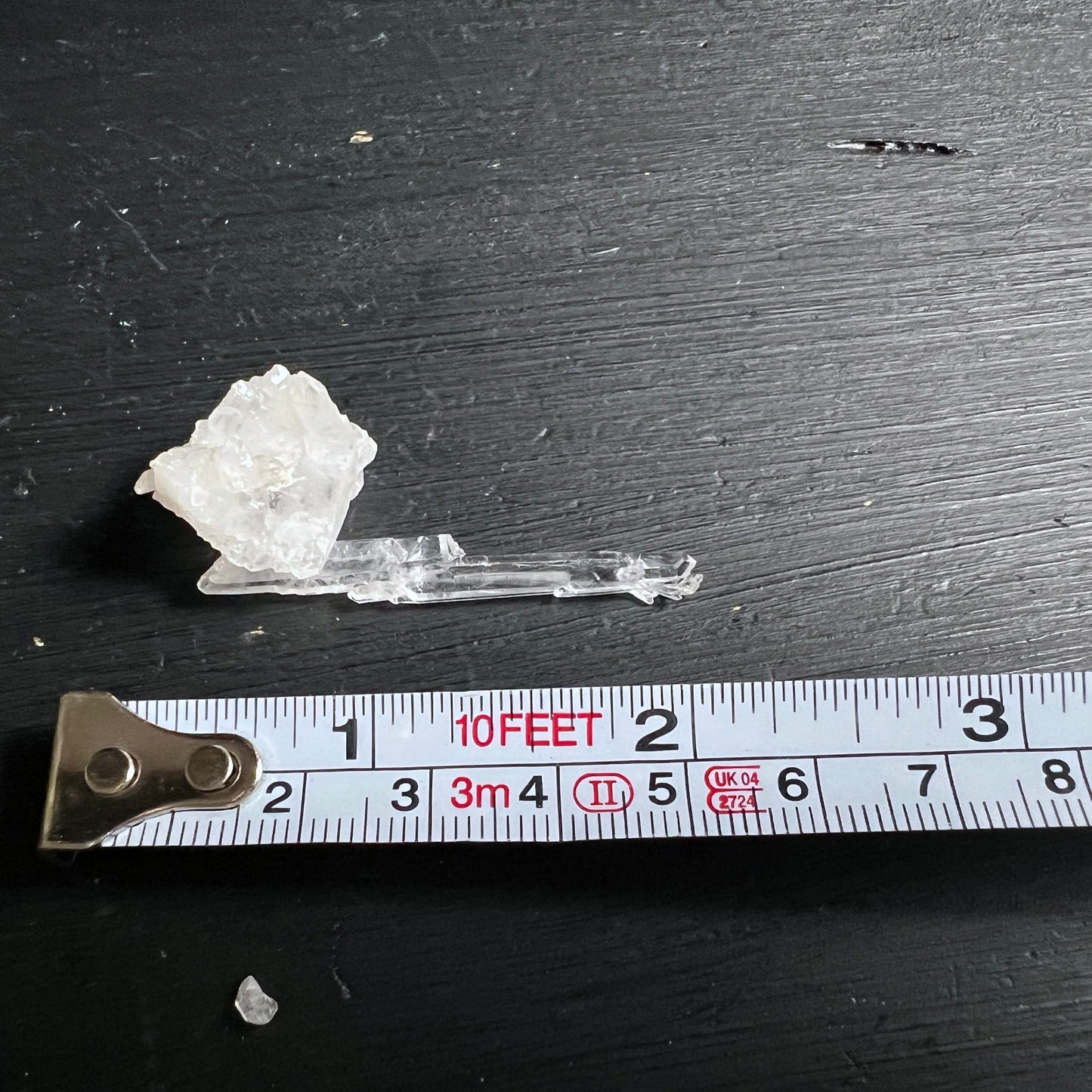 Bergkristall Fadenquarz | Pakistan | mit Maßband | Größenvergleich | natürlicher Rohstein | Happy Minerals