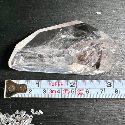 Bergkristall Freeform Brasilien | Größenvergleich Maßband | ca. 8 cm | facettiert | Happy Minerals