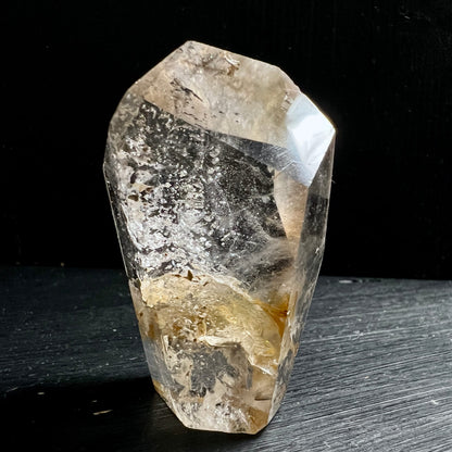 Golden Healer | Bergkristall | honigfarbene Facetten | natürliche Politur | Unikat | Happy Minerals