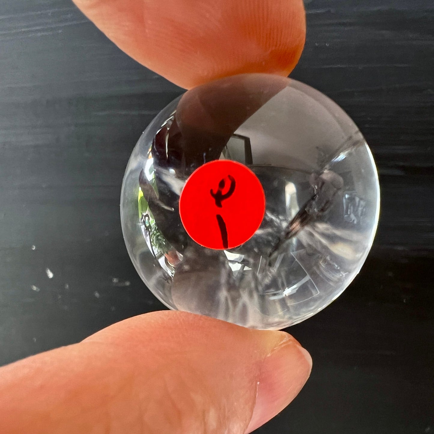 Bergkristall Kugel I | Brasilien | Hand | Klare Durchsichtigkeit | Happy Minerals