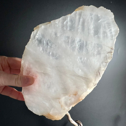 Bergkristall Platte Brasilien | weiß milchig durchscheinend | natürliche Kristallstrukturen sichtbar | Happy Minerals