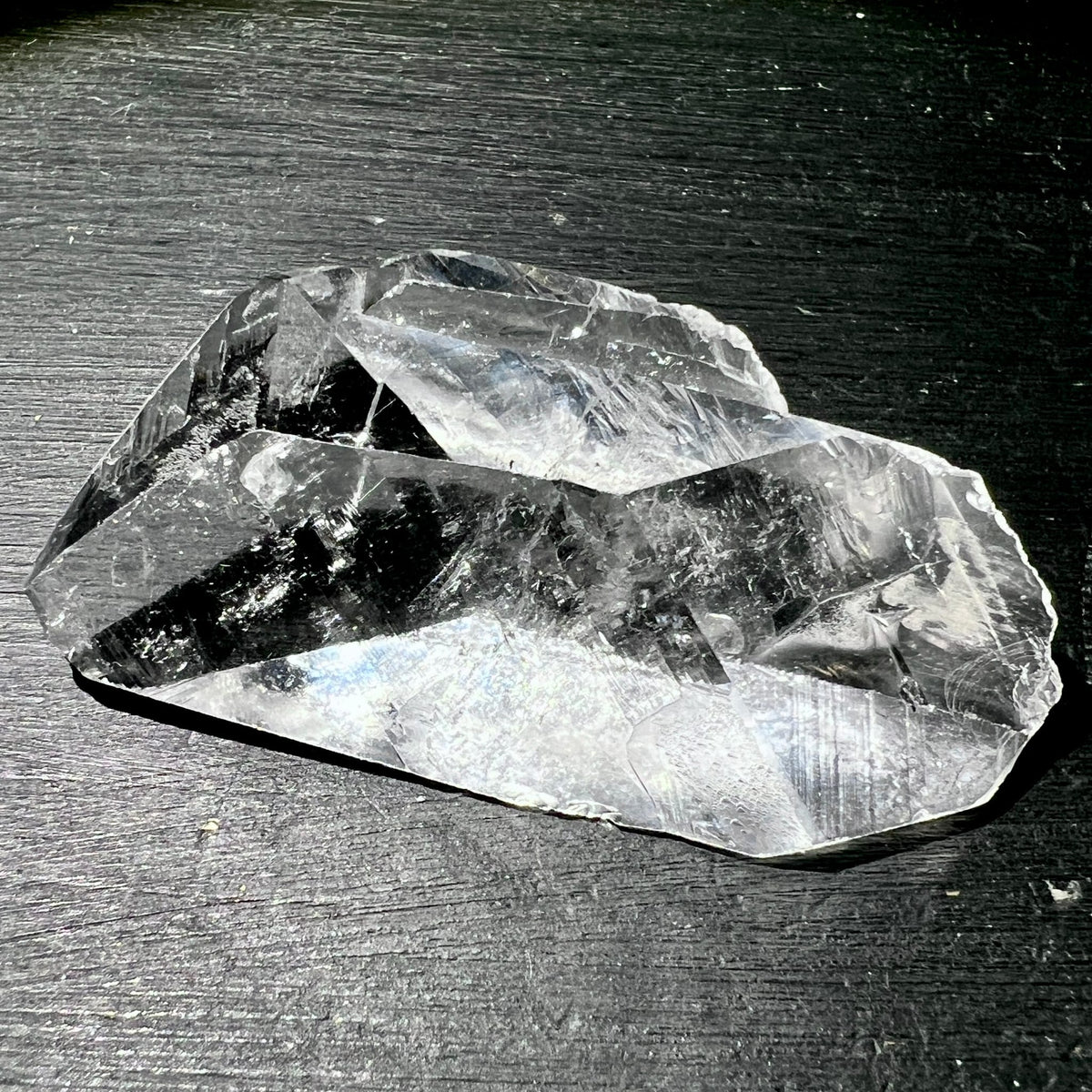 Bergkristall | Rohstein | Madagaskar | klar | Doppelendkristall | Facetten | Happy Minerals