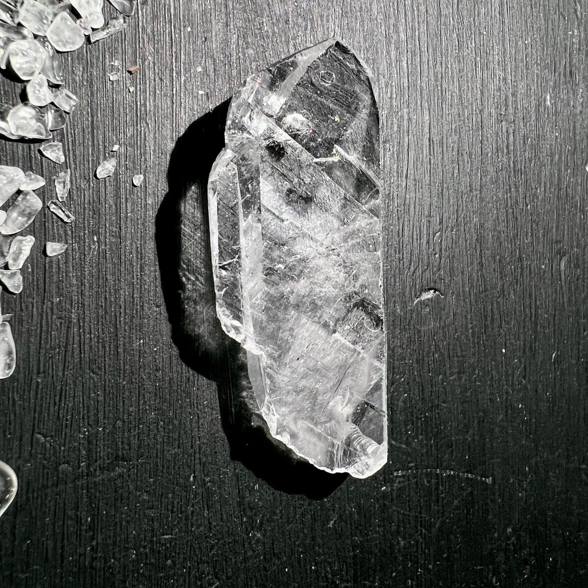 Bergkristall | Rohstein | Madagaskar | klar | funkelnd | Splitter | Happy Minerals