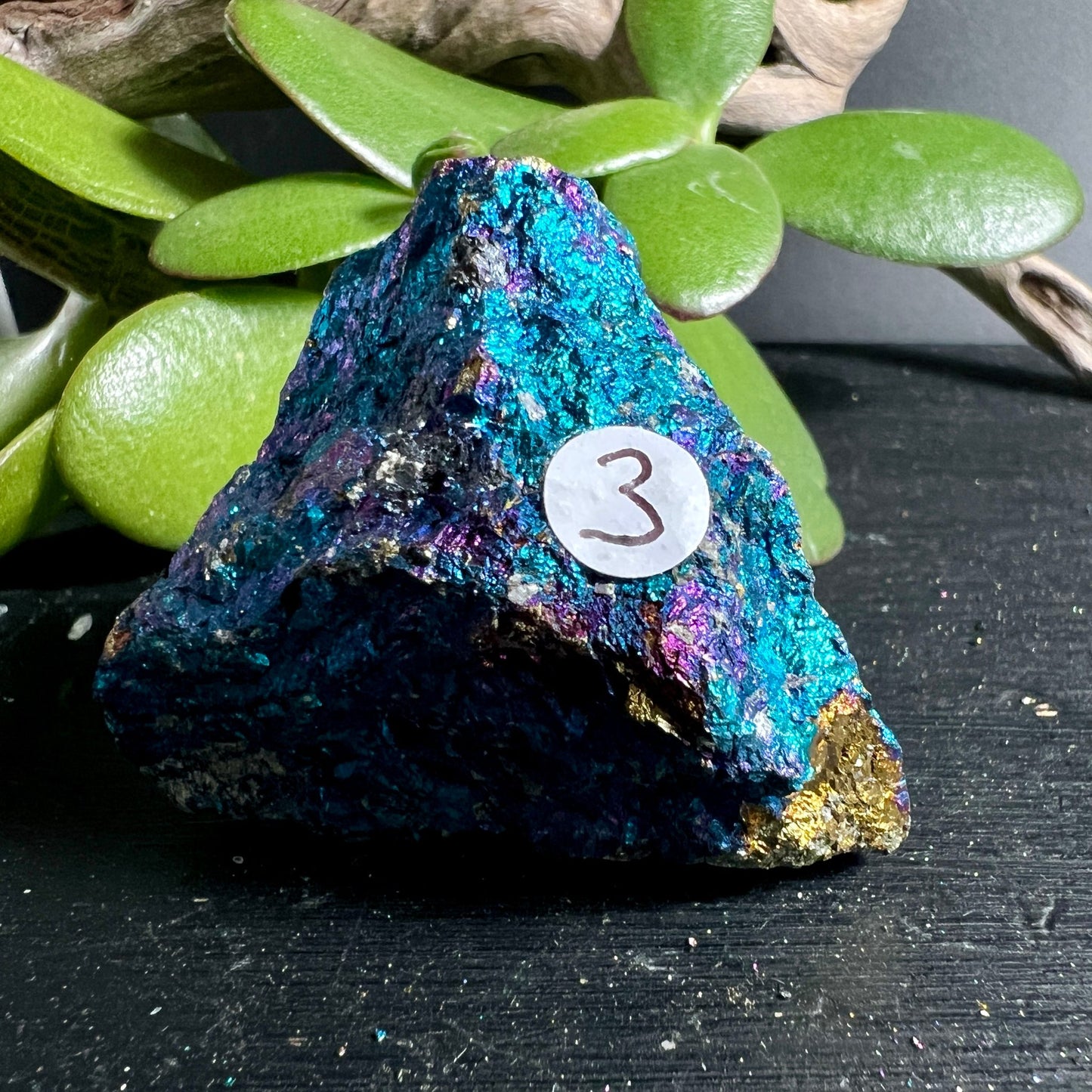 Buntkupfer Chalcopyrit | türkis blau metallisch schimmernd | natürliche Oberfläche Mexiko | Happy Minerals