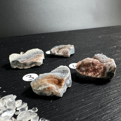 Chalcedon Rose aus Brasilien | Ansicht 10 | Happy Minerals