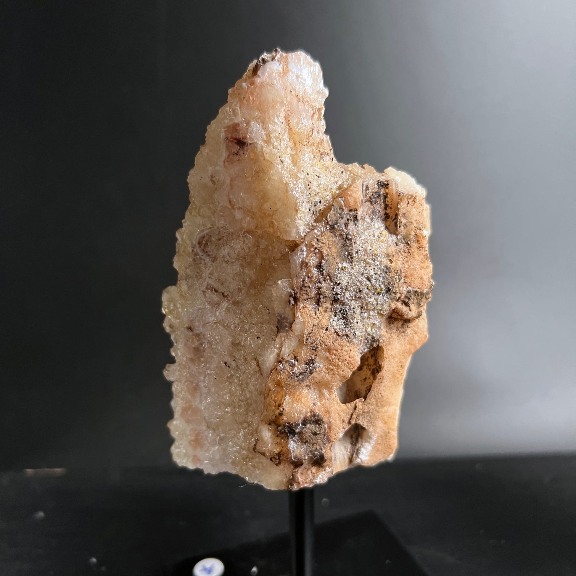 Citrin Variante A | Rückseite | natürliche Bruchstruktur | cremige Quarzmasse | Brasilien | Happy Minerals