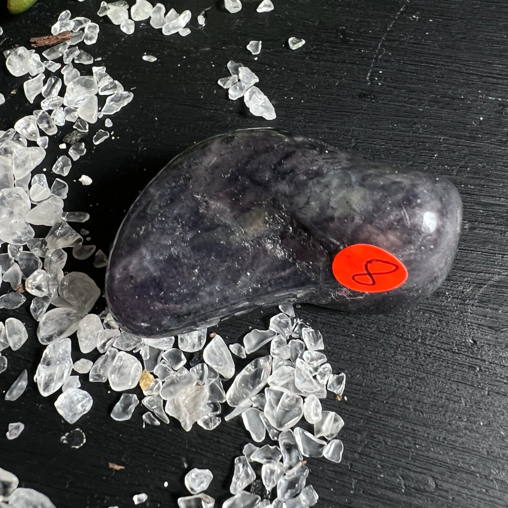 Cordierit 8 | stahlblau changierend | polierter Iolith Trommelstein | Happy Minerals