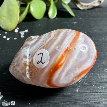 Enhydro Achat | Variante 2 | Brasilien | poliert | orange Streifen | Bänderung | Happy Minerals