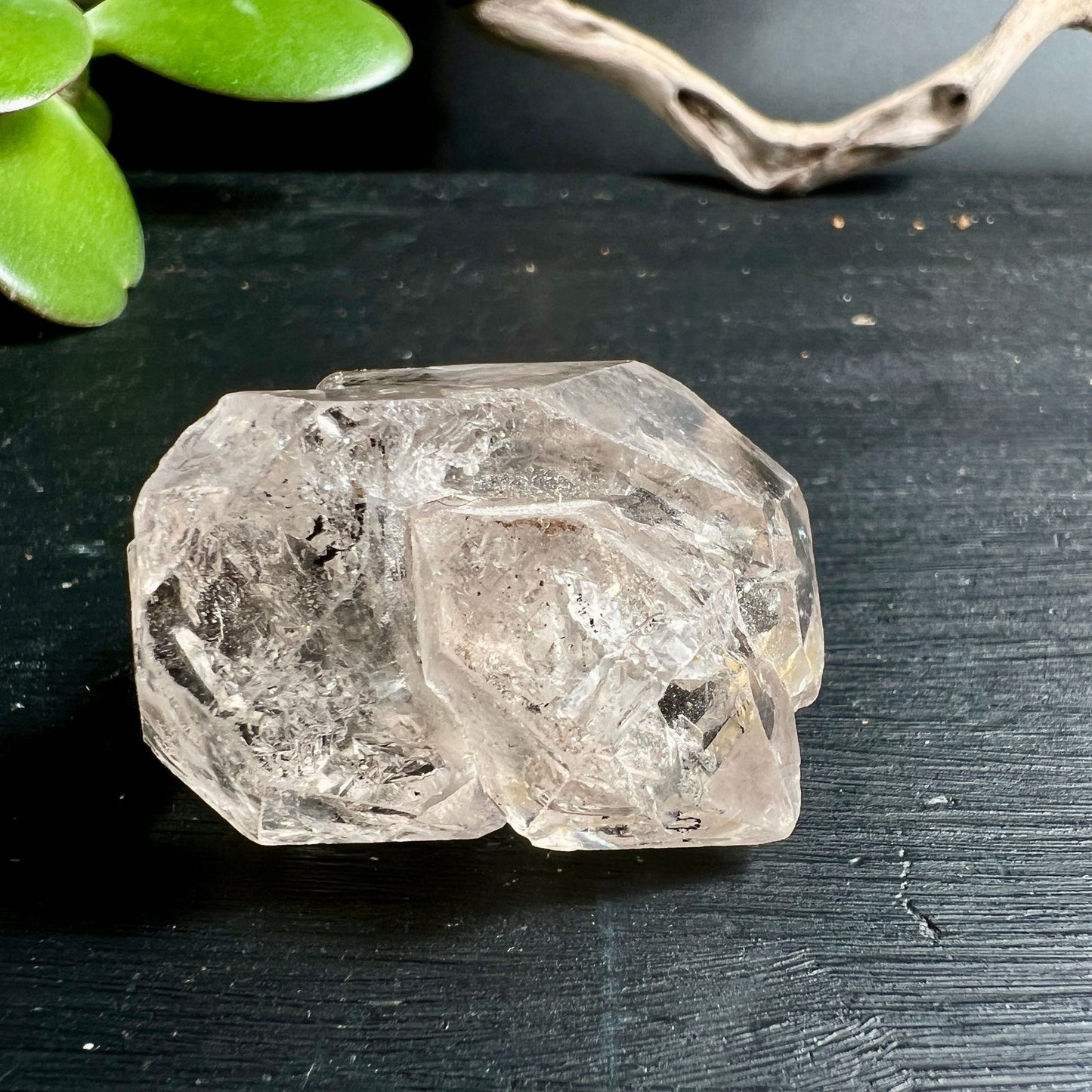Fensterquarz Rohstein | kristallklare Transparenz | dunkle Einschlüsse | Pakistan Mineralien | Happy Minerals
