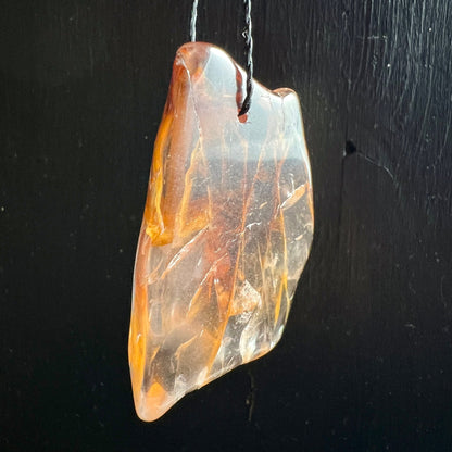 Golden Healer | warmes Bernstein-Gold | freeform Schliff | Brasilien Kristall | Happy Minerals