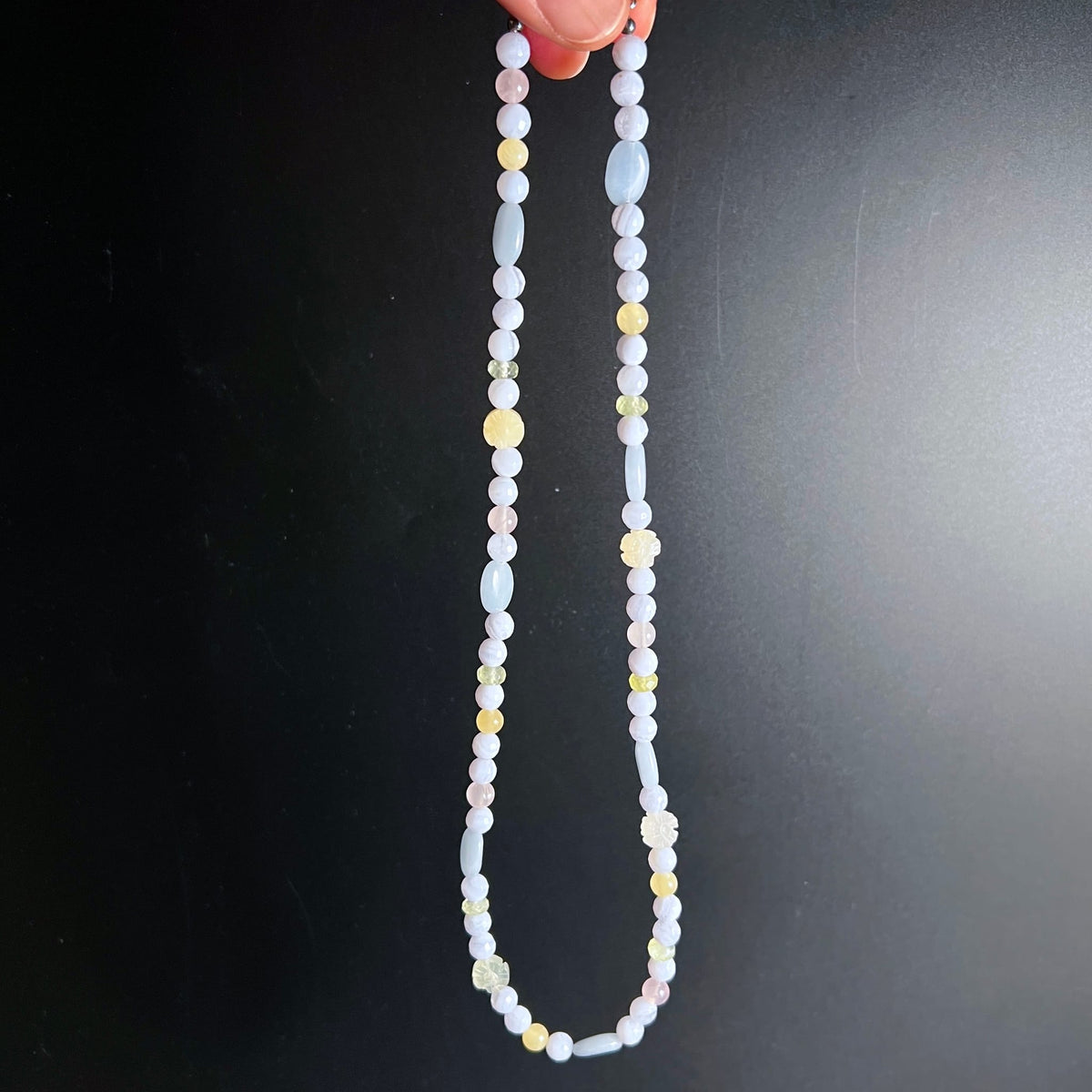 Pastellkette | Länge im Vergleich | Chalcedon | Aquamarin | Rosenquarz | Unikat | Happy Minerals
