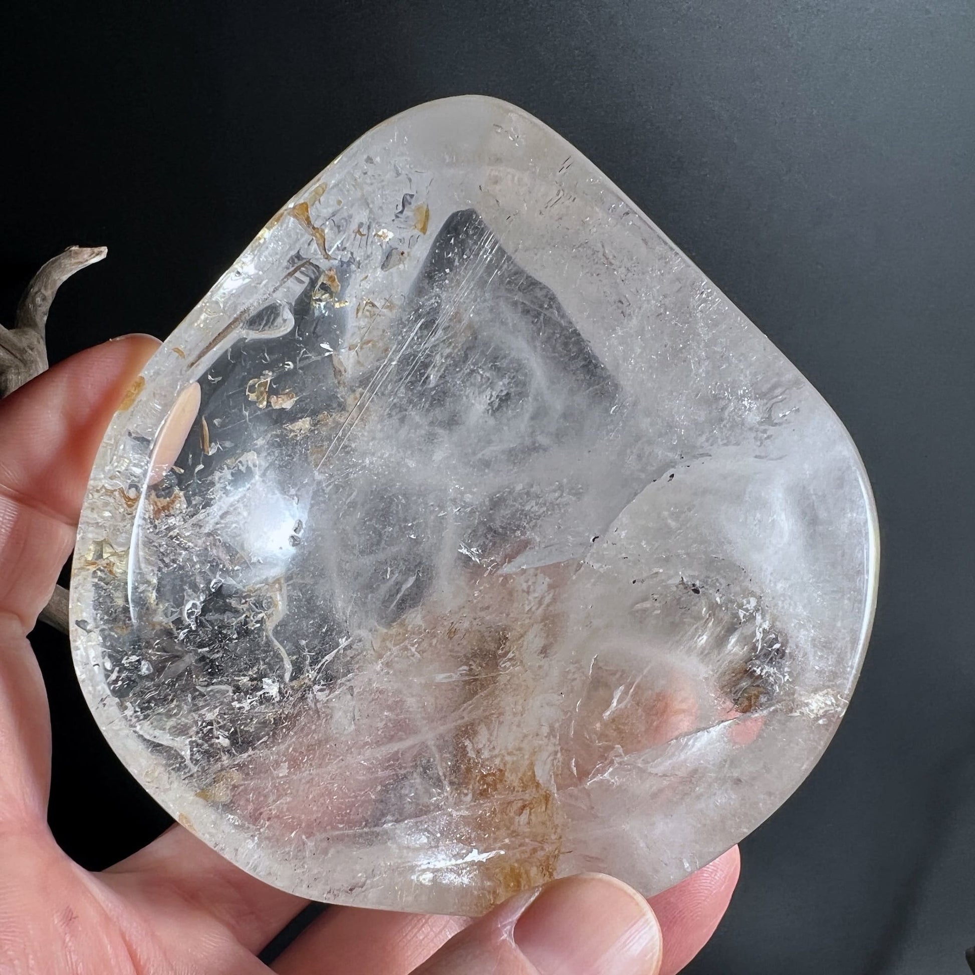 Hematoid Quartz Schale mit klarer Politur und goldenen Einschlüssen | Happy Minerals