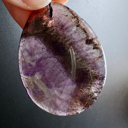 Super Seven Anhänger oval violett mit Rutilnadeln und Phantomzonen 42x33mm | Happy Minerals