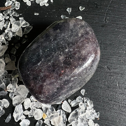 Iolith XXL | großer blauer Trommelstein | Premium Cordierit Indien | Happy Minerals