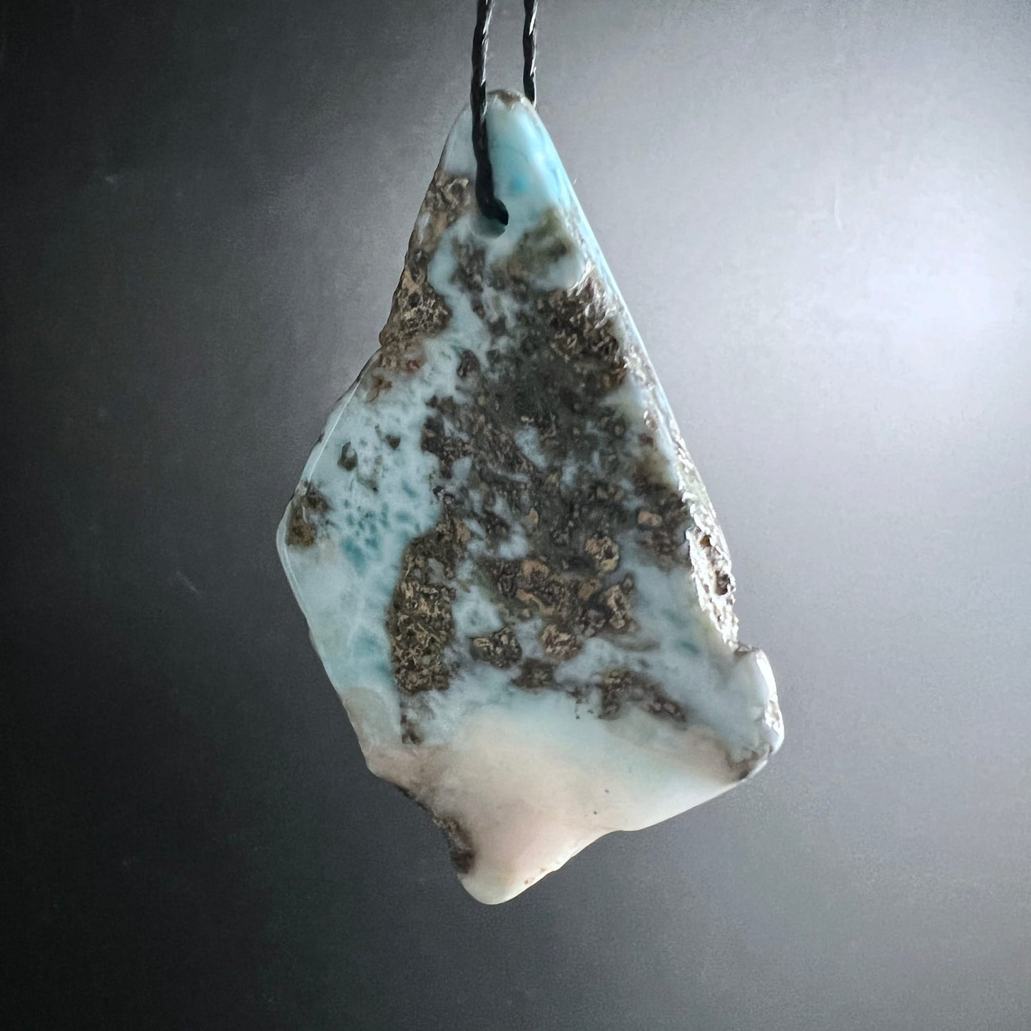 Larimar | Scheibe | Naturstein | Bronze-Einschlüsse | Dominikanische Republik | Unikat | Happy Minerals