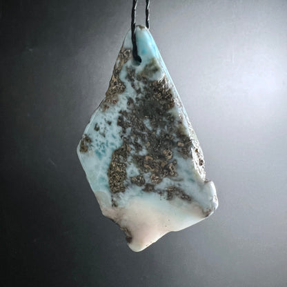 Larimar | Scheibe | Naturstein | Bronze-Einschlüsse | Dominikanische Republik | Unikat | Happy Minerals