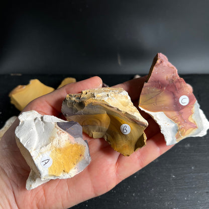 Mookait/hornstein/ | Ansicht 12 | Happy Minerals