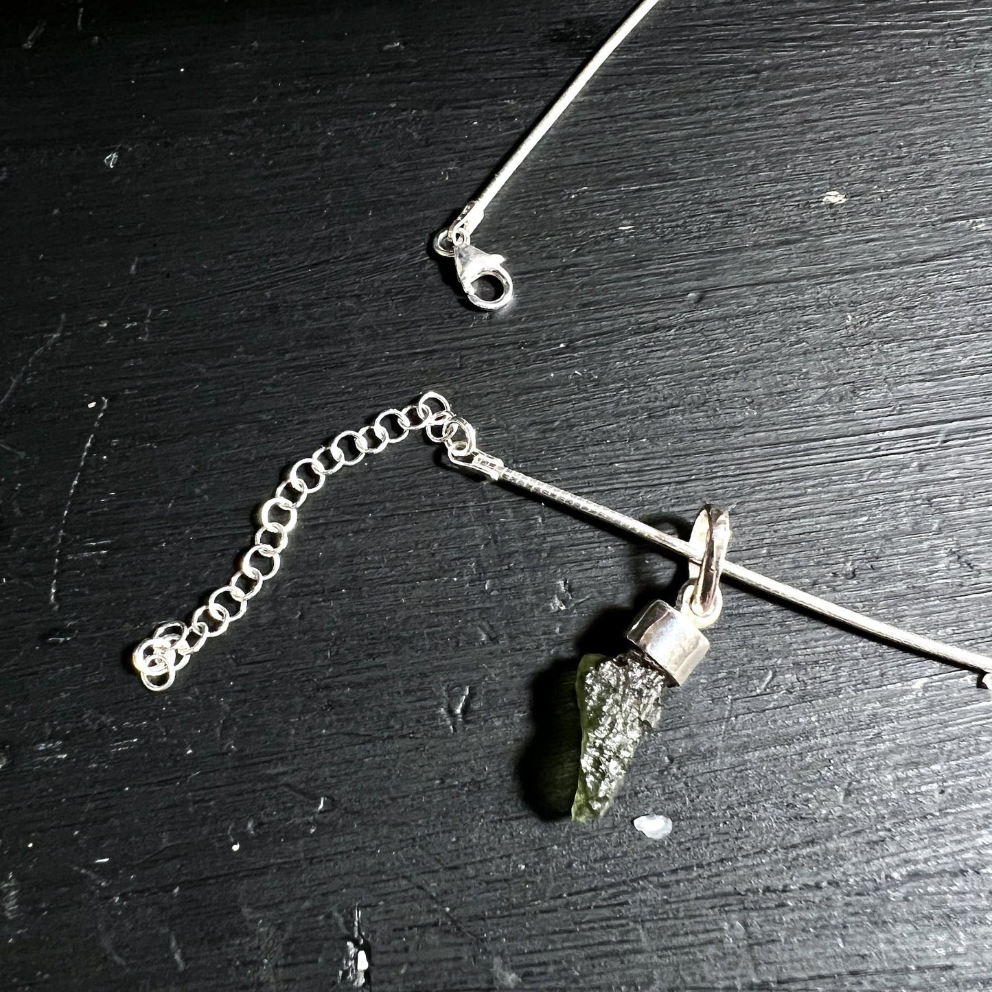Minimalistischer Silberhalsreif – italienische Qualität | Happy Minerals